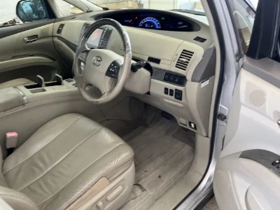 Toyota Estima Hybrid