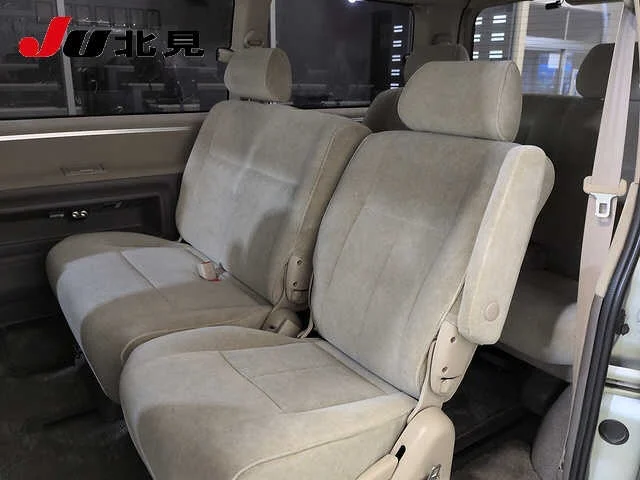 Toyota Granvia  с аукциона в Японии