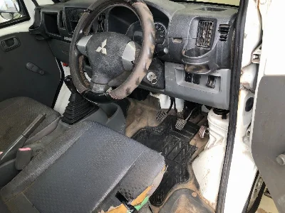 Mitsubishi Minicab Truck