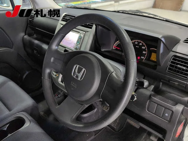 Honda Zest  с аукциона в Японии