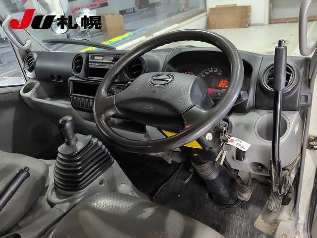 Hino Dutro  с аукциона в Японии