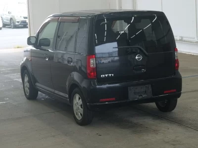 Nissan Otti