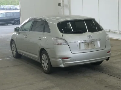 Toyota Mark X Zio