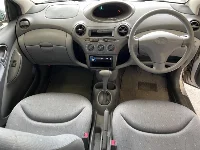 Цена авто Toyota Vitz с аукционов Японии, номер кузова SCP10, пробег 77 000, оценка 7