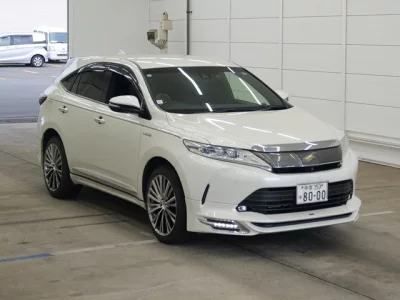 Toyota HARRIER HYBRID