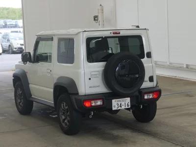 Suzuki Jimny Sierra