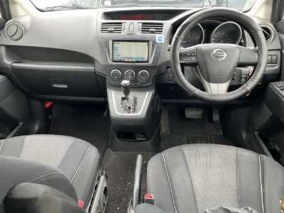 Nissan Lafesta