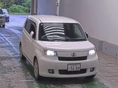 Toyota bB
