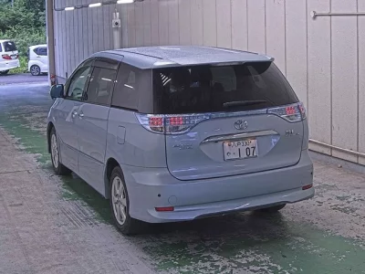 Toyota Estima Hybrid