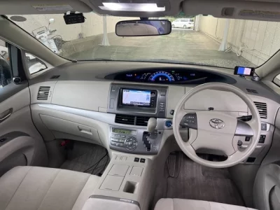 Toyota Estima Hybrid