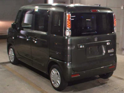 Suzuki Spacia