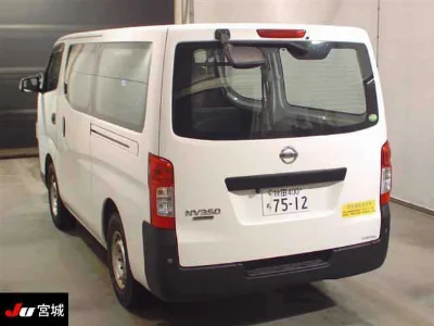 Nissan NV350 Caravan