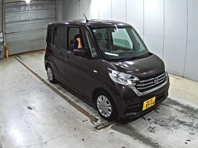 Nissan Dayz Roox