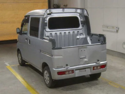 Daihatsu HIJET VAN (либо ATRAI WAGON)