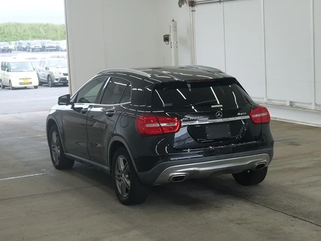 Mercedes-Benz GLA  с аукциона в Японии