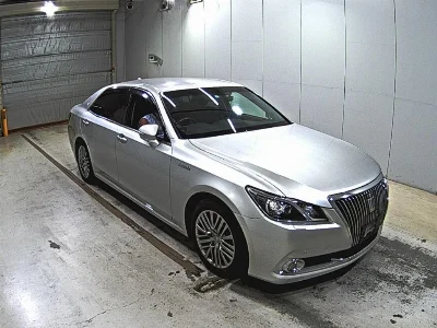 Toyota CROWN MAJESTA