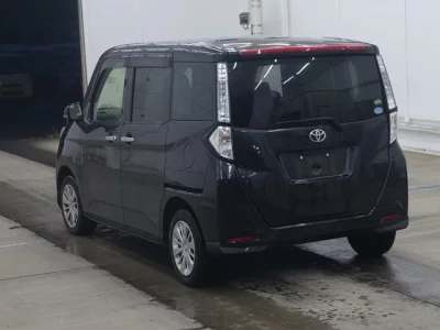 Toyota Tank
