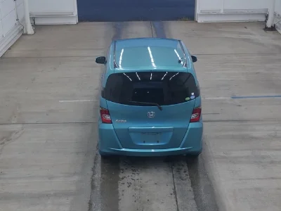 Honda Freed Spike