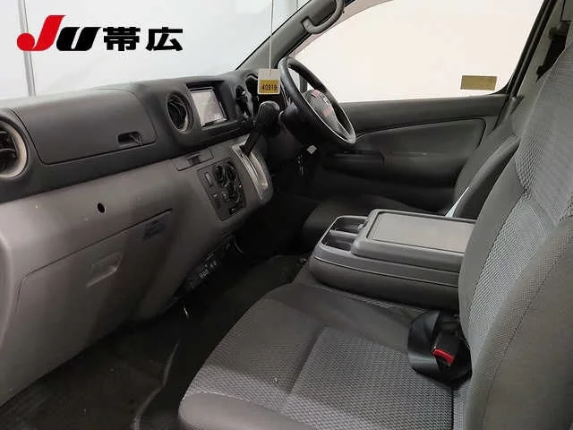 Nissan NV350 Caravan  с аукциона в Японии