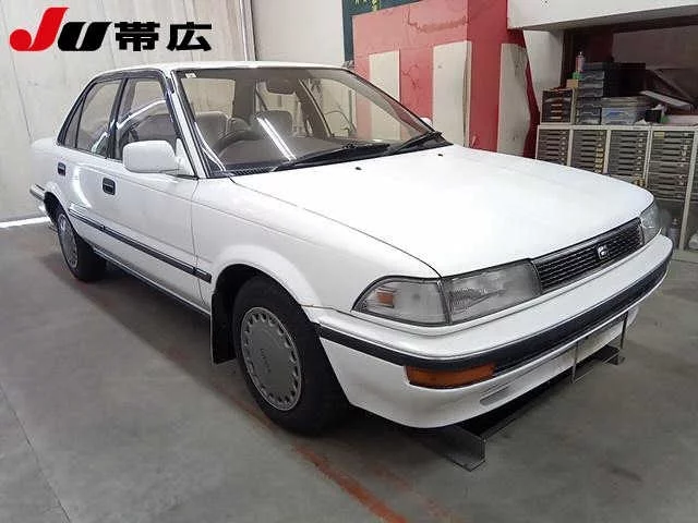 Toyota Corolla  с аукциона в Японии