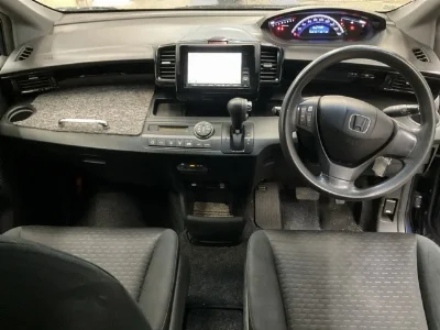 Honda Freed Spike