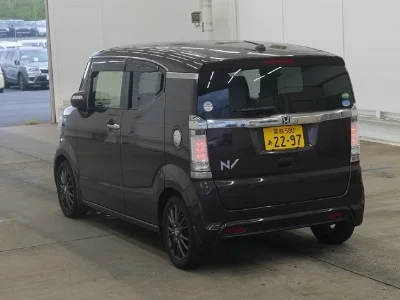Honda N-Box Slash