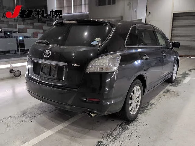 Toyota Mark X Zio  с аукциона в Японии