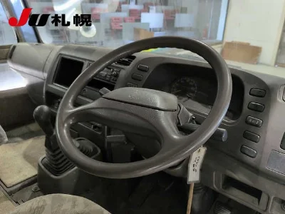 Mitsubishi FUSO ROSA