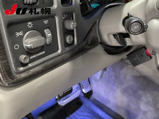 GMC YUKON  с аукциона в Японии