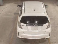 Цена авто Honda Fit с аукционов Японии, номер кузова GE8, пробег 121 000, оценка 6