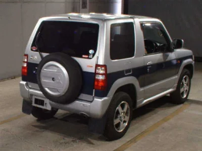 Mitsubishi Pajero Mini