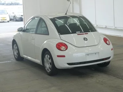 Volkswagen New Beetle