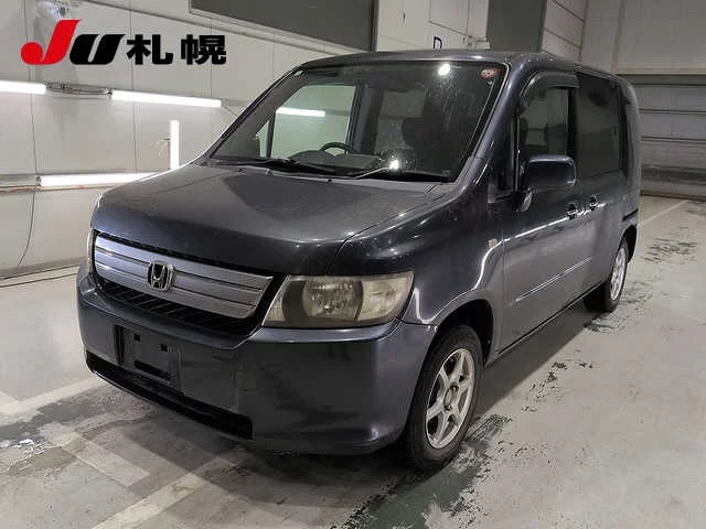 Honda Mobilio Spike  с аукциона в Японии