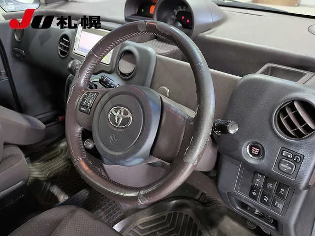 Toyota Porte  с аукциона в Японии