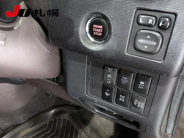 Toyota Porte  с аукциона в Японии