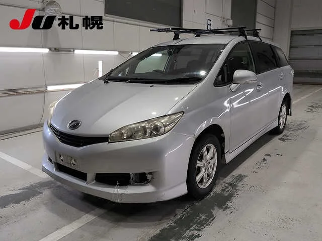 Toyota Wish  с аукциона в Японии