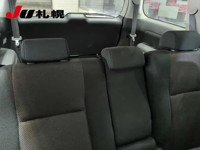 Toyota Wish  с аукциона в Японии