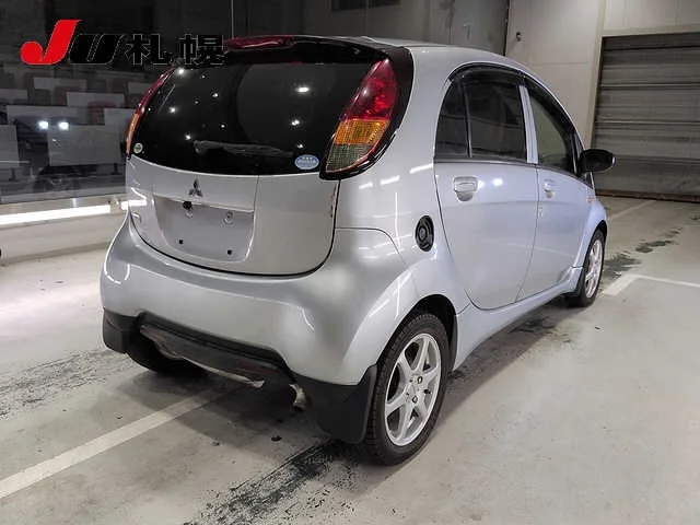 Mitsubishi i  с аукциона в Японии