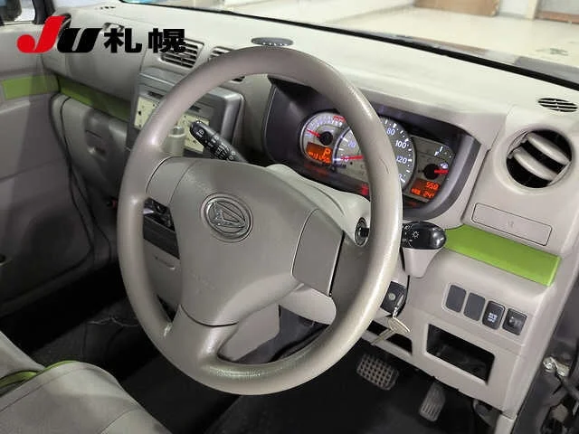 Daihatsu Move Conte  с аукциона в Японии