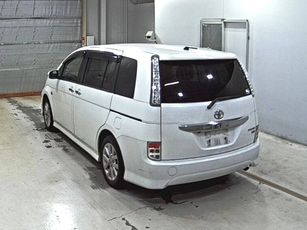 Toyota Isis PLATANA V SELECTION, миниатюра 2