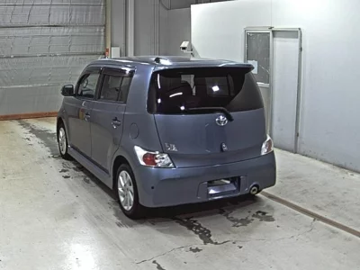 Toyota bB