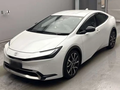 Toyota Prius PHV