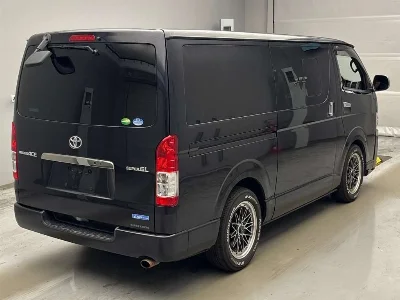 Toyota RegiusAce