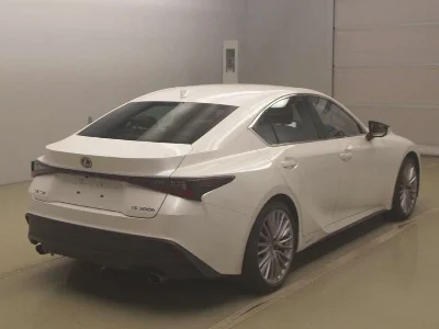 Lexus IS300h