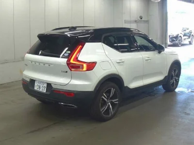 Volvo XC40