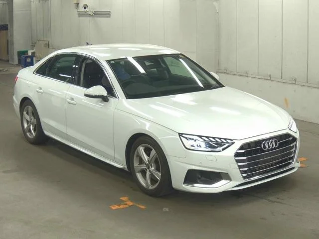 Audi A4 Avant  с аукциона в Японии