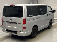 Цена авто Toyota HiAce Van с аукционов Японии, номер кузова GDH201V, пробег 97 000, оценка 7