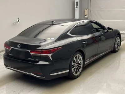 Lexus LS500h
