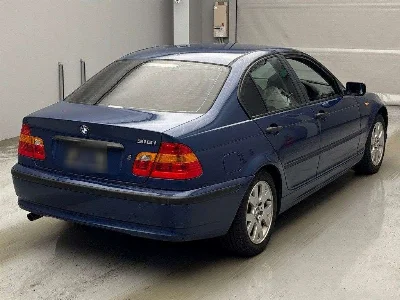 BMW 3 SERIES