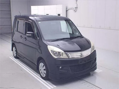 Mitsubishi Delica D:2